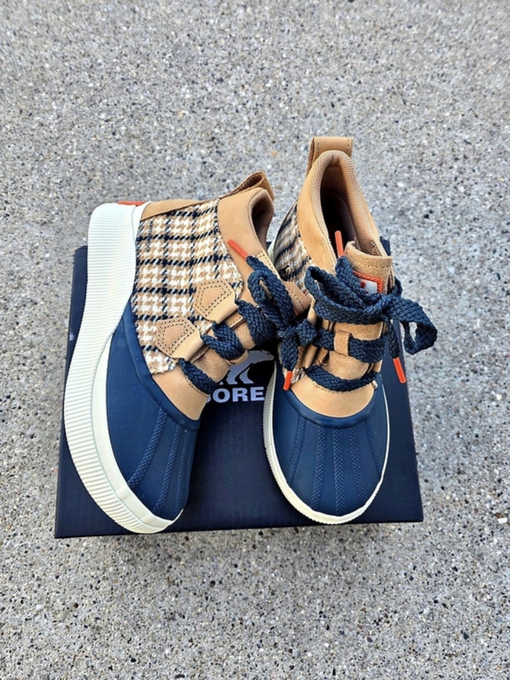 Sorel Explorer Duck Waterproof Boot Plaid Boots Blue & Brown